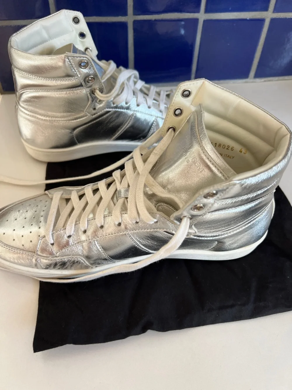 Saint Laurent Silver Metallic High-Top Sneakers with White Trim - Picture 3 of 9